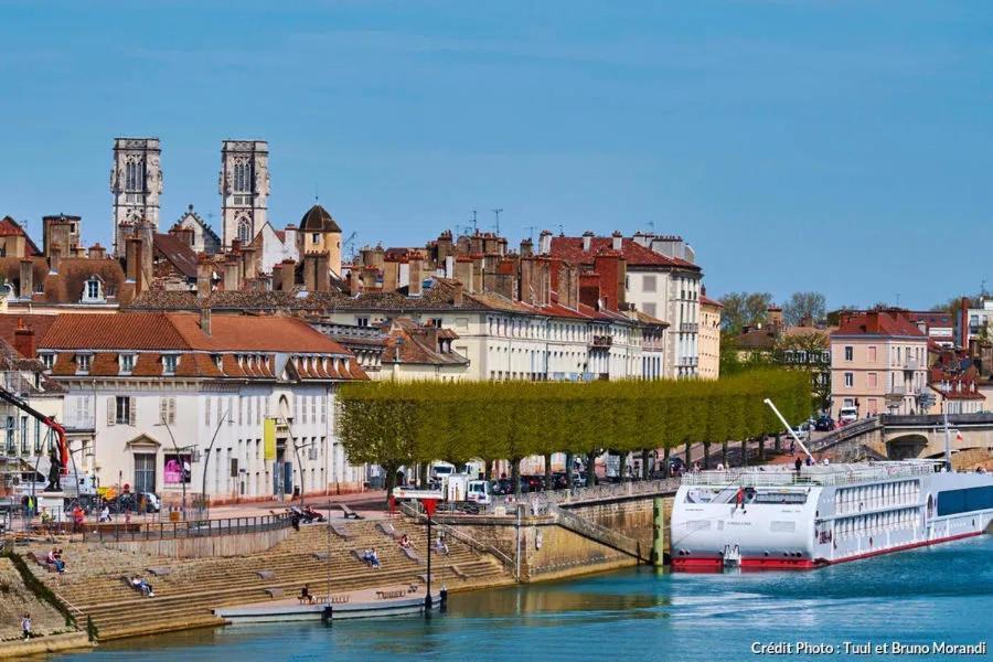 Entree Autonome 24H Sur 24H Chalon Centre Ville Apartman Kültér fotó